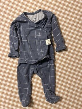 Bonsie Baby Onesie for skin to skin